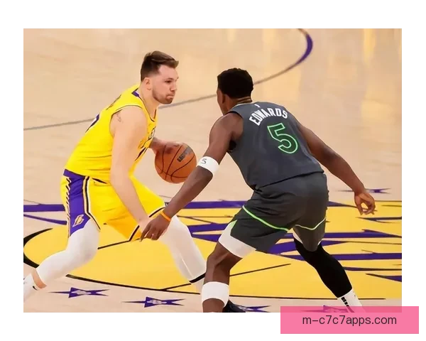 东契奇三双里夫斯31分 湖人击败森林狼